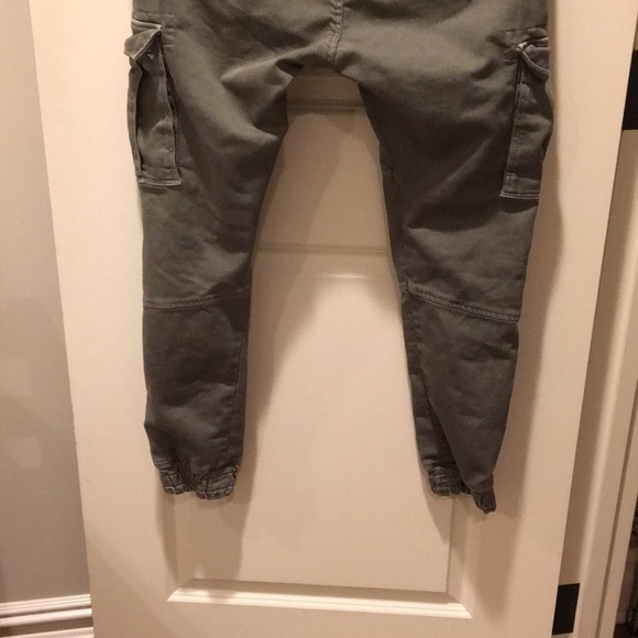 Rare! Zara Man Drawstring Cargo size XL khaki green. Awesome pair! - Picture 11 of 13